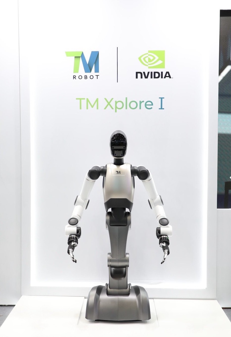 Techman Robot Xplore humanoid robot